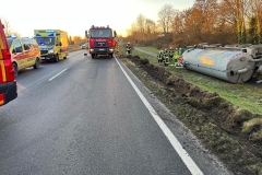 20220106_h1_lkw_unfall_feuerwehr_dannenberg_1