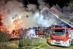 20240319_b3_brennt_stallung_wohngebaeude_feuerwehr_dannenberg_7