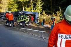 20220510_h4_verkehrsunfall_lkw_viehtransporter_verunfallt_feuerwehr_dannenberg_1