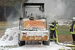 20230616_b1_brennt_radlader_feuerwehr_dannenberg_3