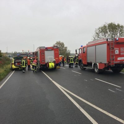 20171010_H_1_Verkehrsunfall_eingeklemmte_Personen_Dannenberg_1