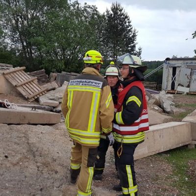 20180511_Zuguebung_Feuerwehr_Dannenberg_Hundestaffel_Karwitz_01