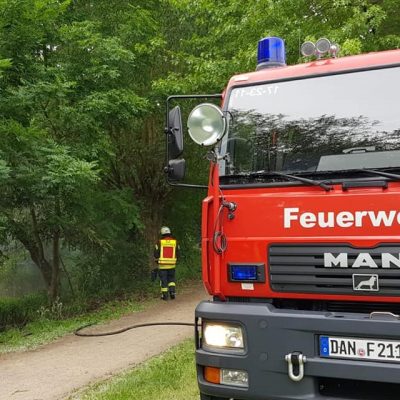 201290526_B1_Feuer_Boeschungsbrand_Feuerwehr_Dannenberg_2