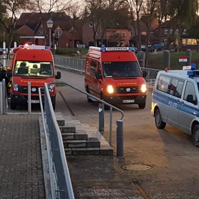 20191110_H1_auslaufende_Betriebsstoffe_auf_Gewaesser_Feuerwehr_Dannenberg_3